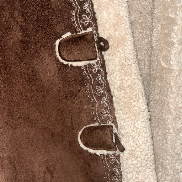 Women's Brown Shearling Jacket - Picture 3 of 5